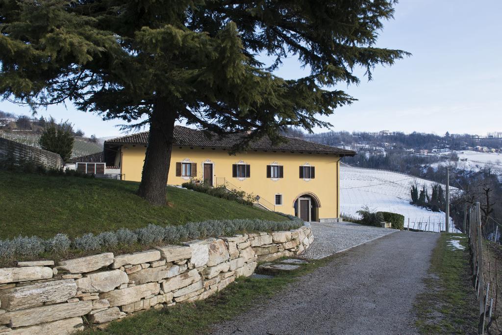 Willa Costa Di Bussia Monforte dʼAlba Zewnętrze zdjęcie